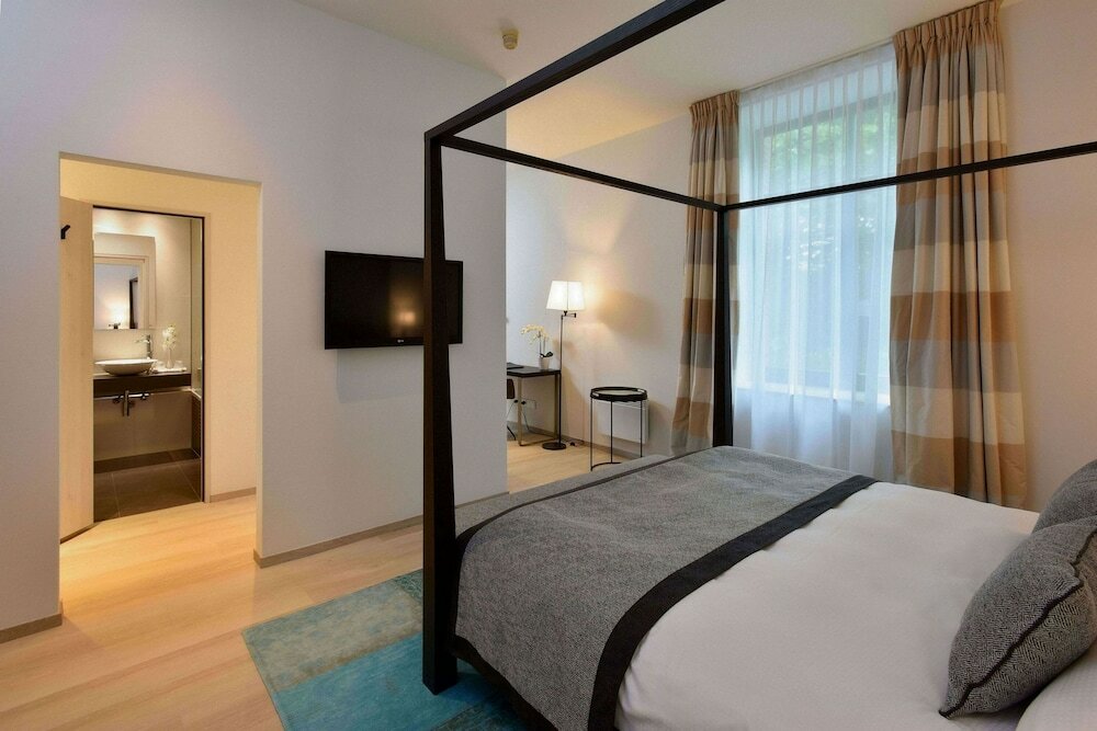 Фото Van der Valk Waterloo