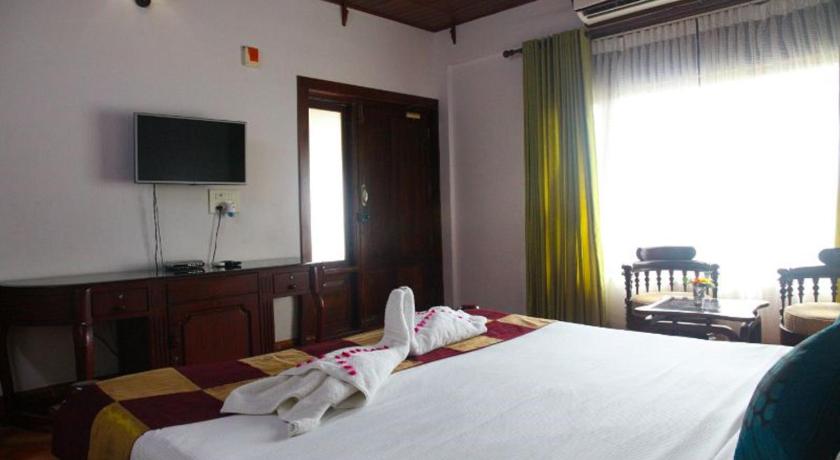 Фото Kalathil Lake Resort