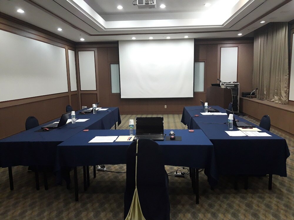 Фото Legend Hotel