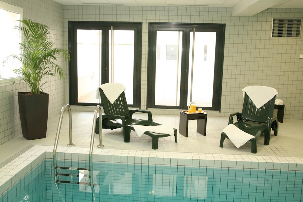 Фото Nemea Nancy Appart'hotel