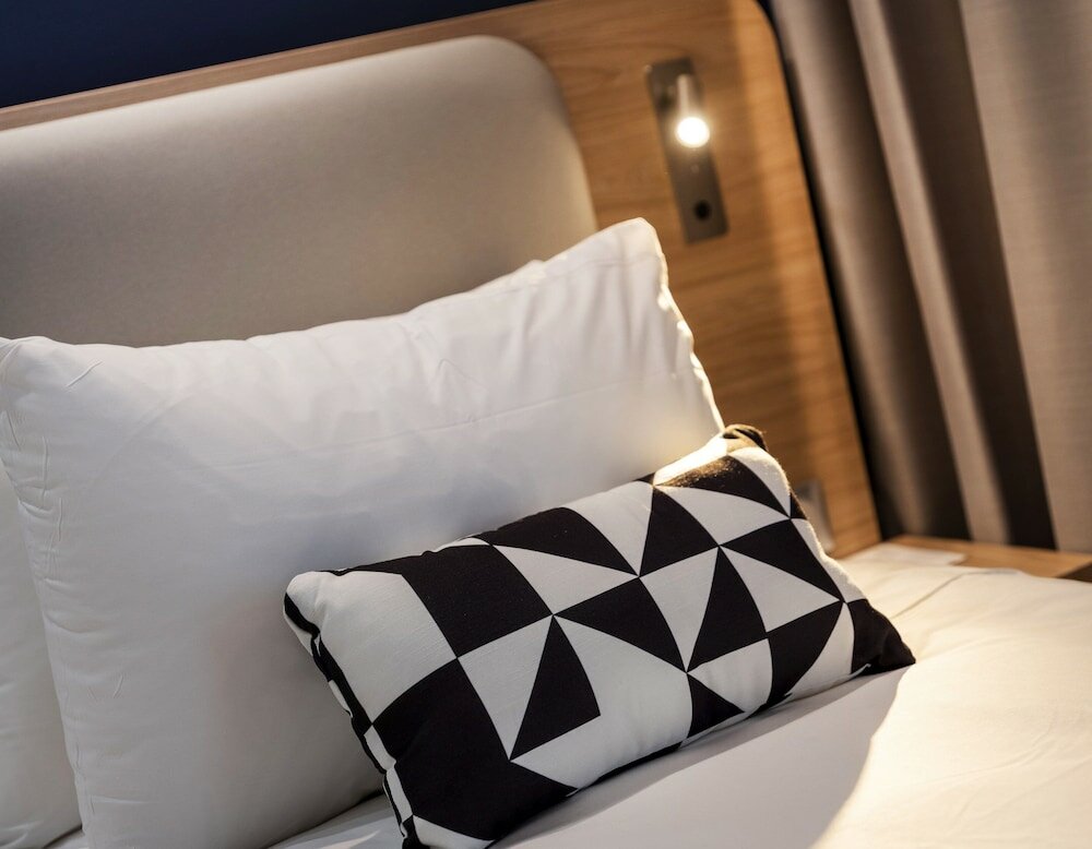 Фото Holiday Inn Express Nice - Grand Arenas, an Ihg Hotel