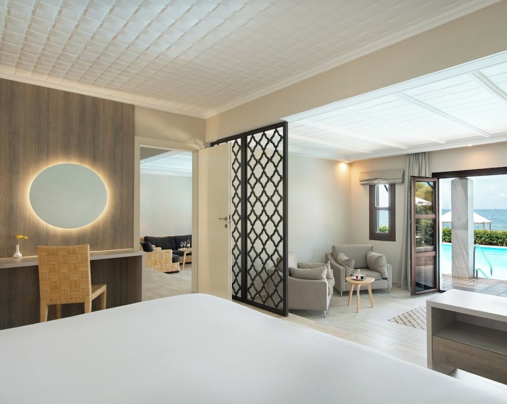 Фото Mitsis Royal Mare