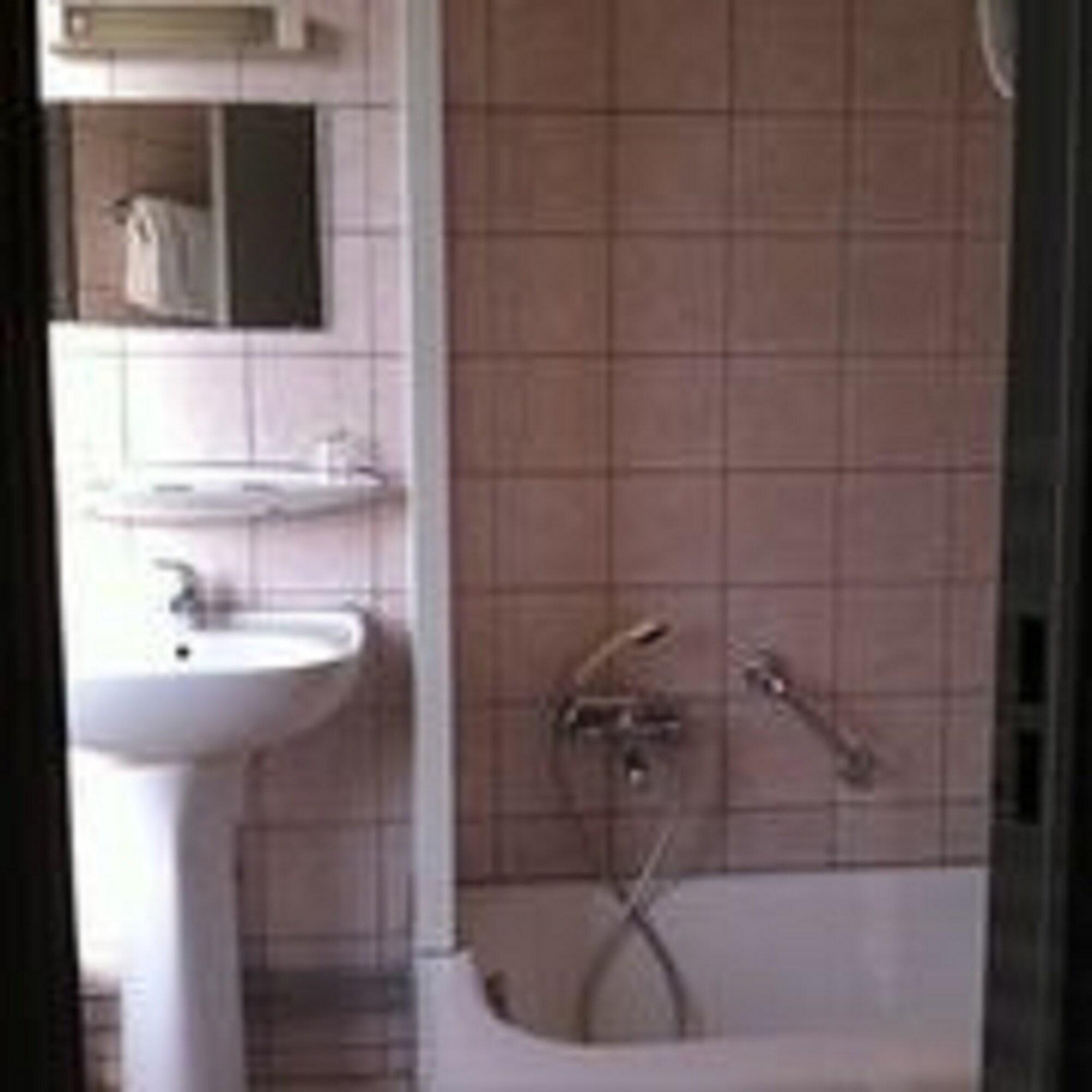 Фото Hotel de la Comete