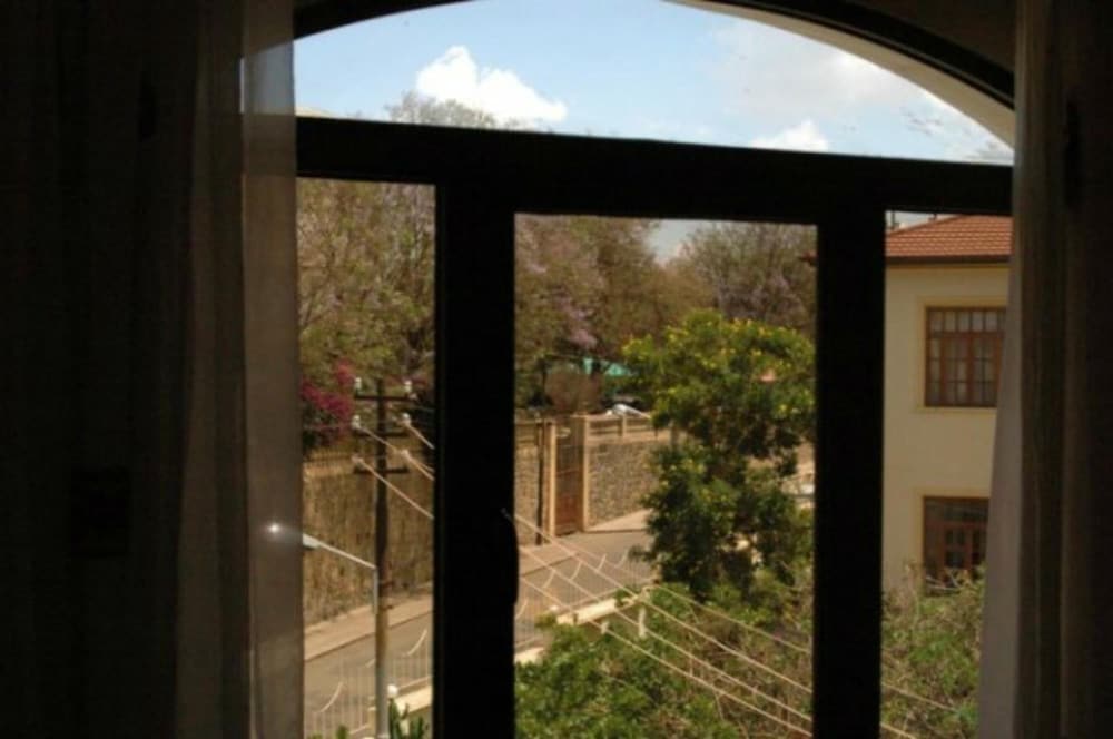 Фото Crystal Hotel Asmara