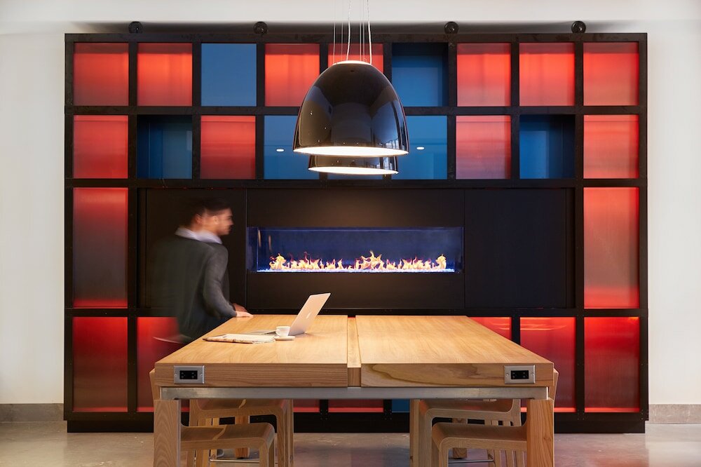 Фото Hotel Le Dauphin Montreal Centre Ville