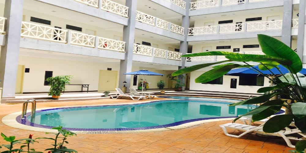 Фото Sutera Hotel