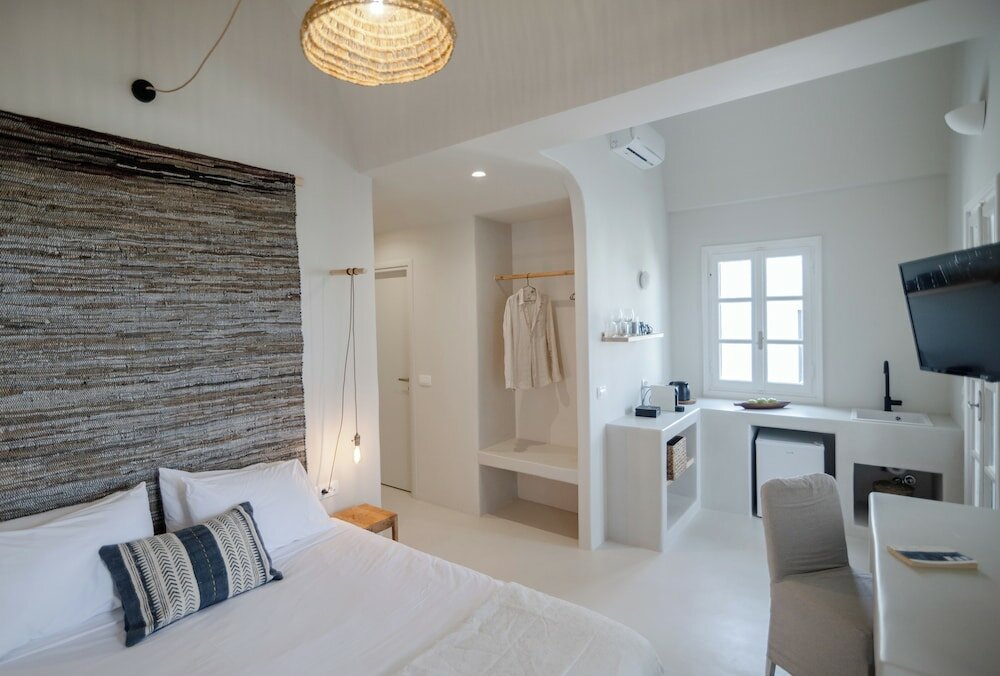 Фото Scorpios Beach Santorini