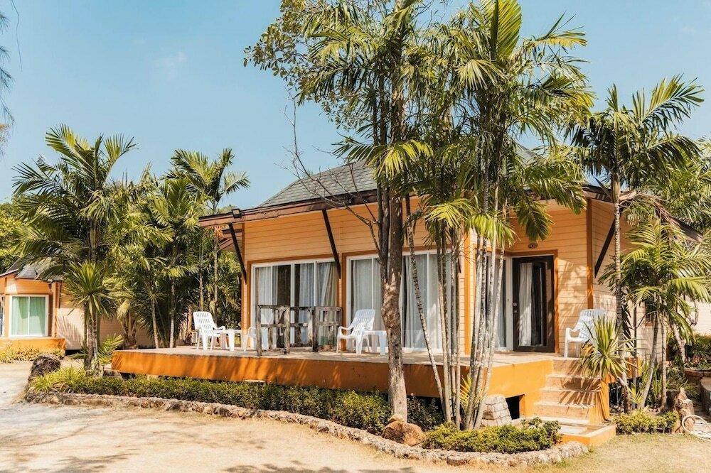 Фото Coconut Beach Resort