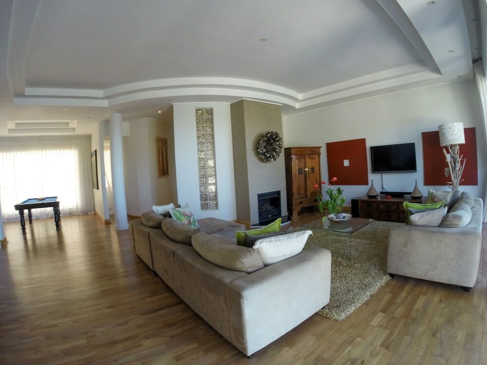 Фото Balfour Place