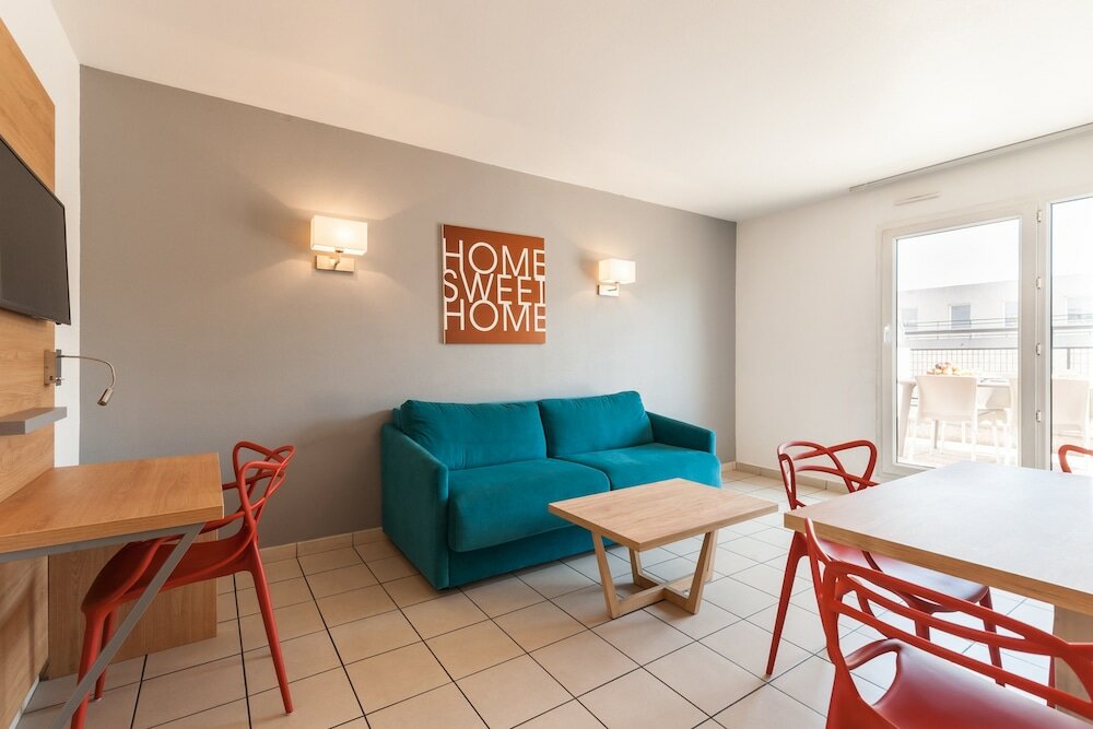 Фото Residhotel Marseille Grand Prado