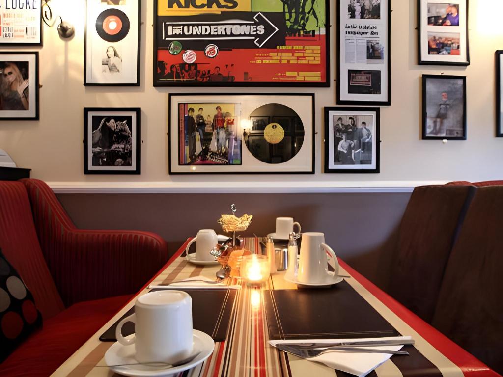 Фото Abbey Bed and Breakfast