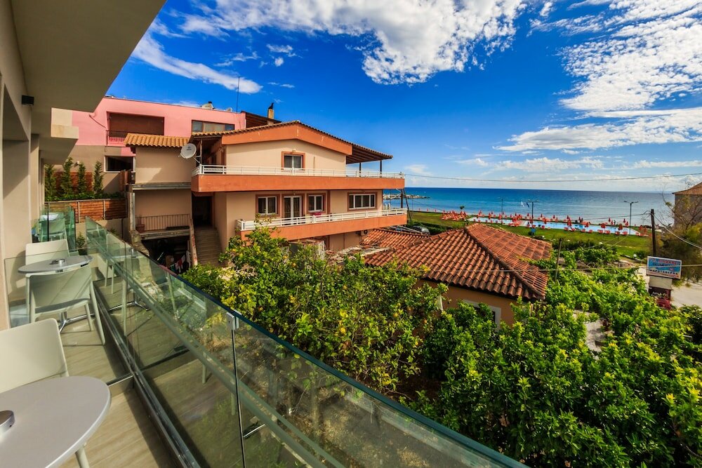 Фото Porto Planos Beach Hotel