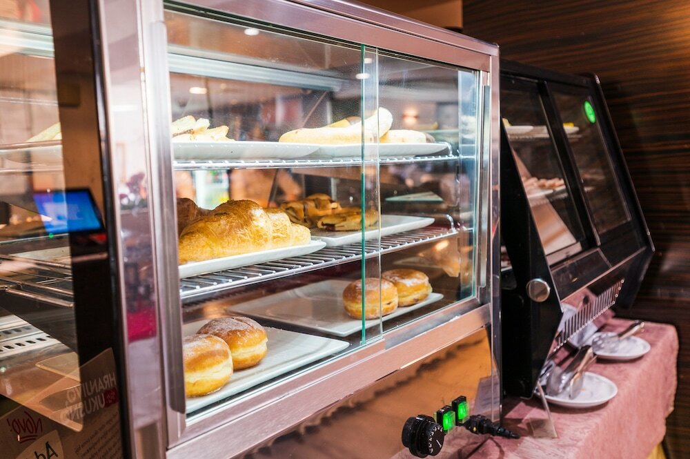 Фото Hotel Holiday