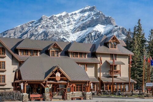Внешний вид отеля Banff Caribou Lodge and SPA в Банфе, фото 1