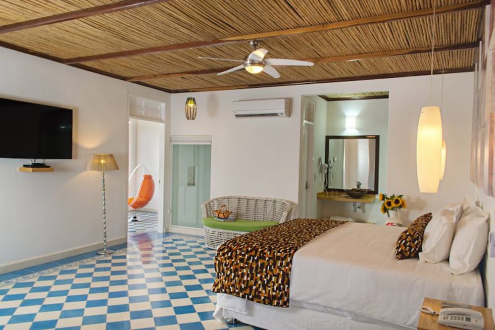 Фото Placita Vieja Hotel Boutique SPA