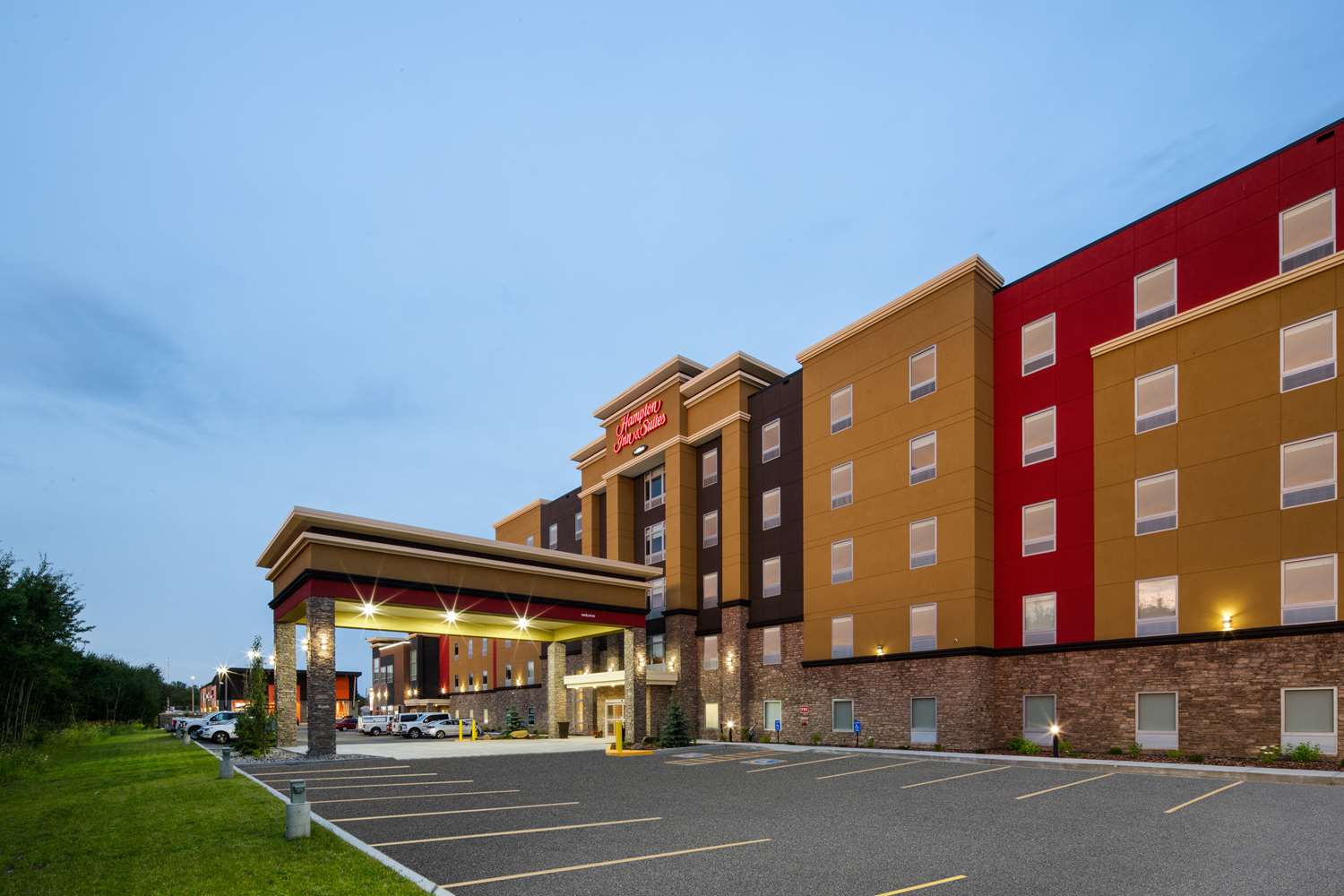 Фото Hampton Inn & Suites by Hilton Edmonton St. Albert