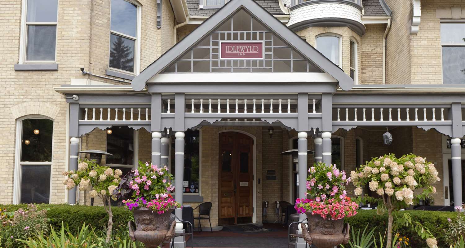 Фото Idlewyld Inn & SPA