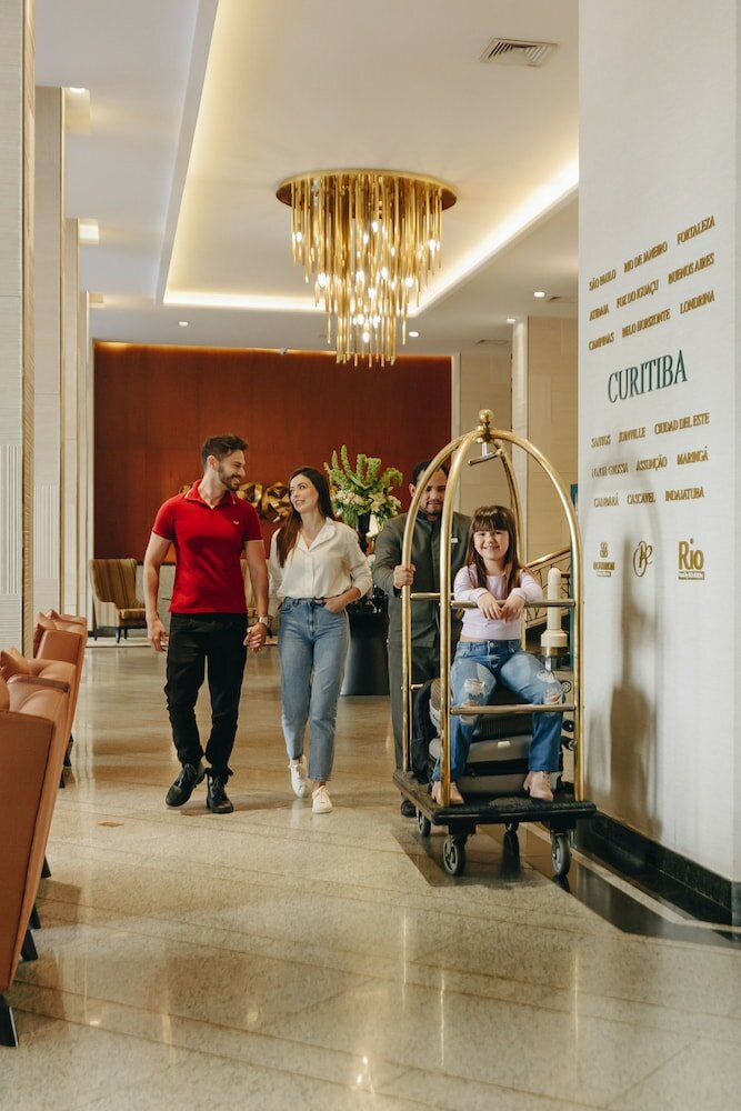 Фото Bourbon Curitiba Hotel e Suítes