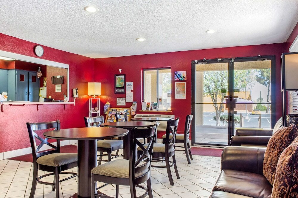 Фото Rodeway Inn near Ft Huachuca