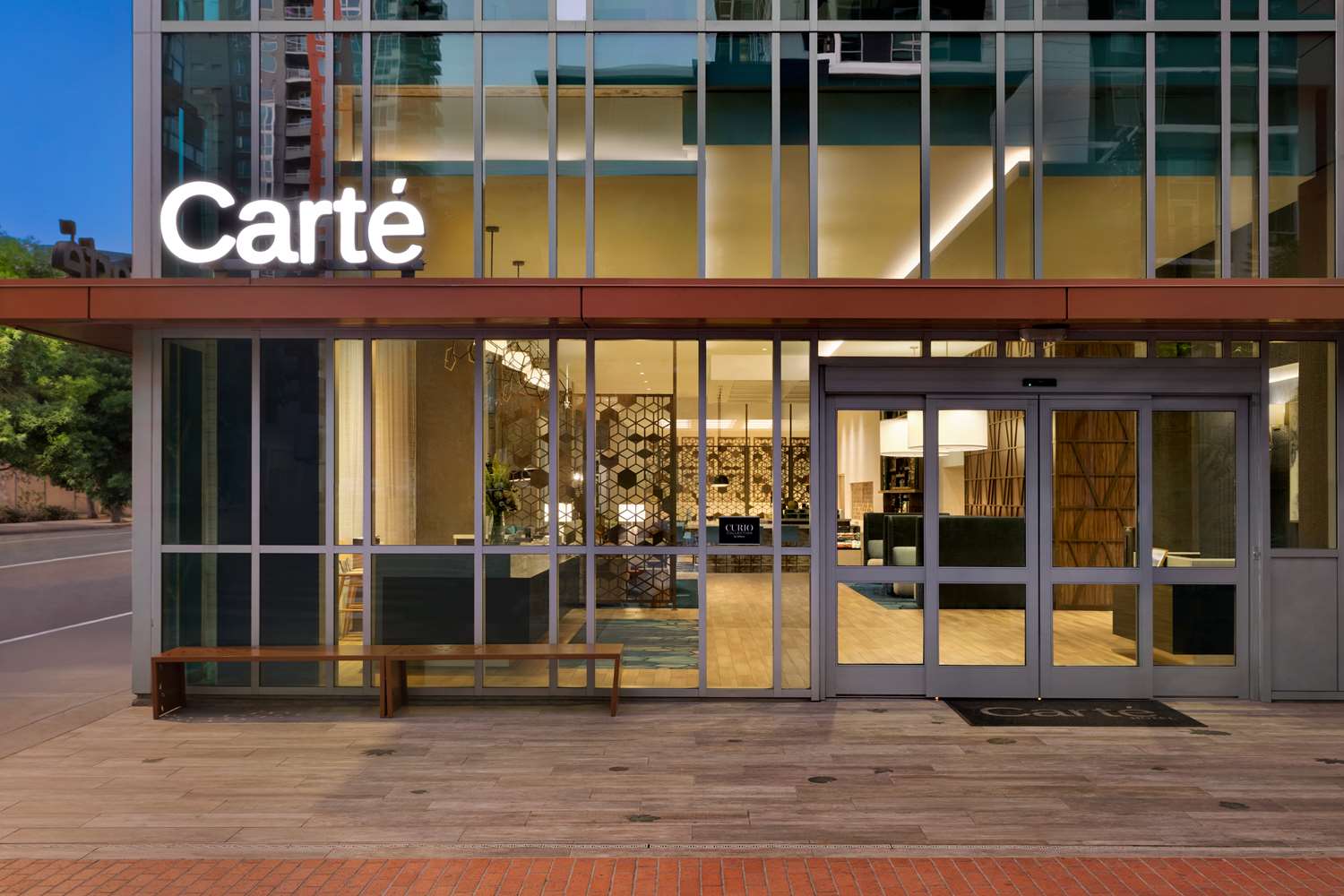 Фото Carte Hotel San Diego Downtown, Curio Collection by Hilton