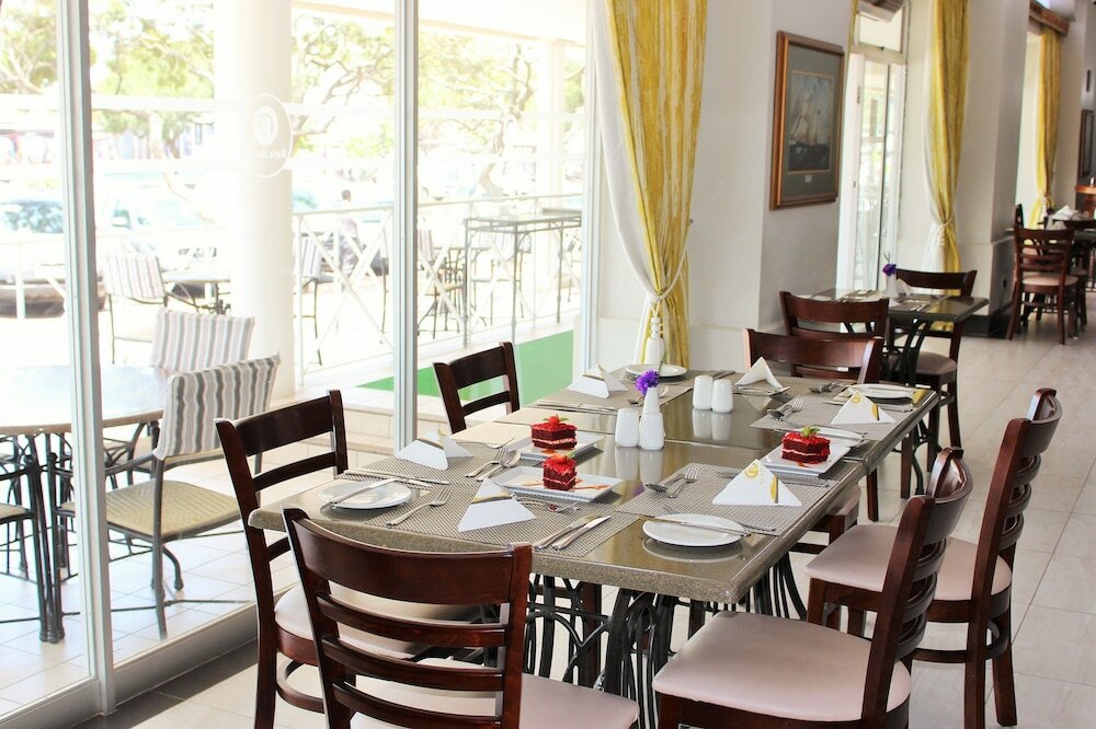 Фото The Balmoral Hotel