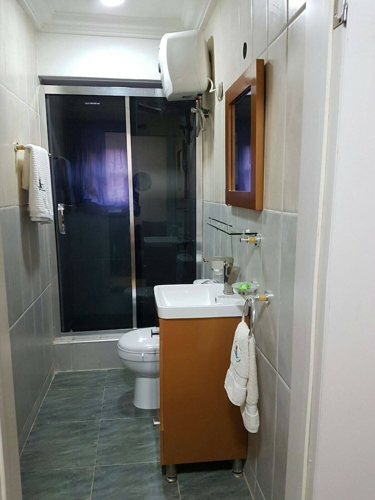 Фото Hillside Gardens