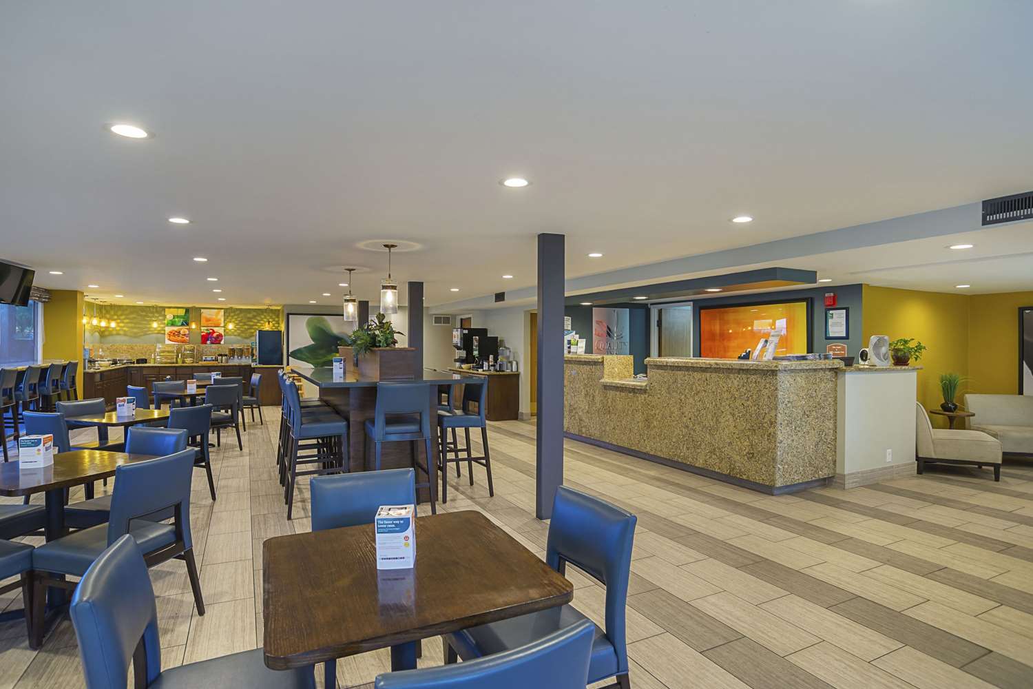 Фото Quality Inn Phoenix North I-17