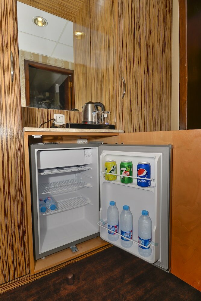 Фото Crown Town Hotel