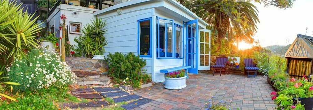 Фото Moontide Guest Lodge