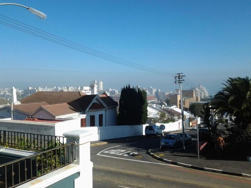 Фото Leeuwenzee Guest House