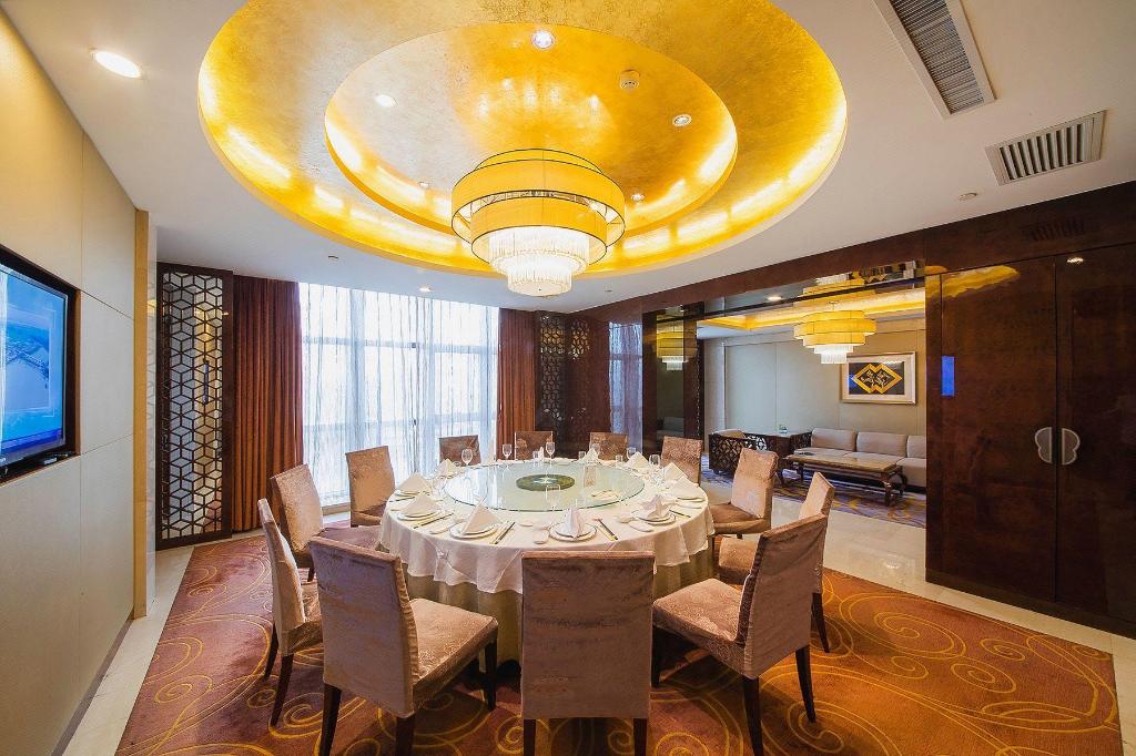 Фото Yinchuan Shangling Boston Hotel