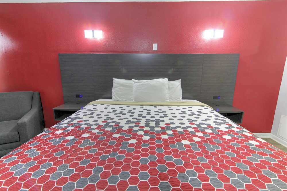 Фото Econo Lodge Airport