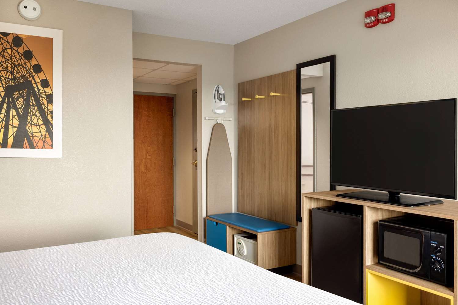 Фото Days Inn by Wyndham Hershey