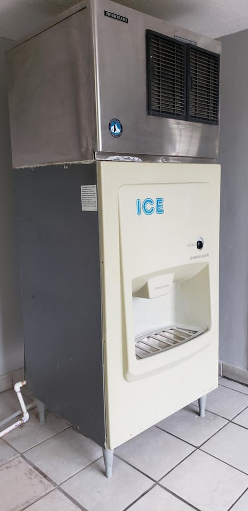 Фото Extend-a-Suites Amarillo West