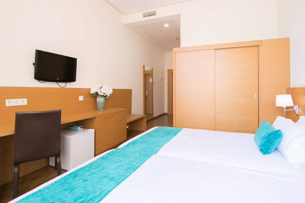 Фото Cullera Holiday Hotel