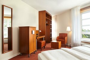 Hotel Hafen Hamburg (Free and Hanseatic City of Hamburg, Hamburg), hotel