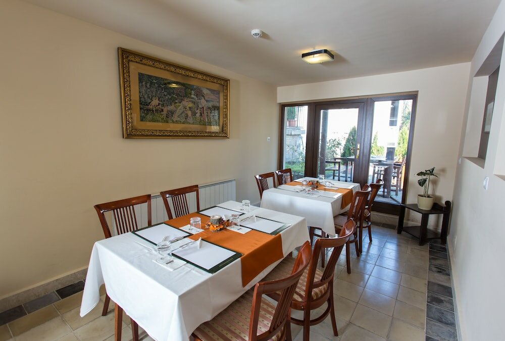 Фото Revesz Hotel