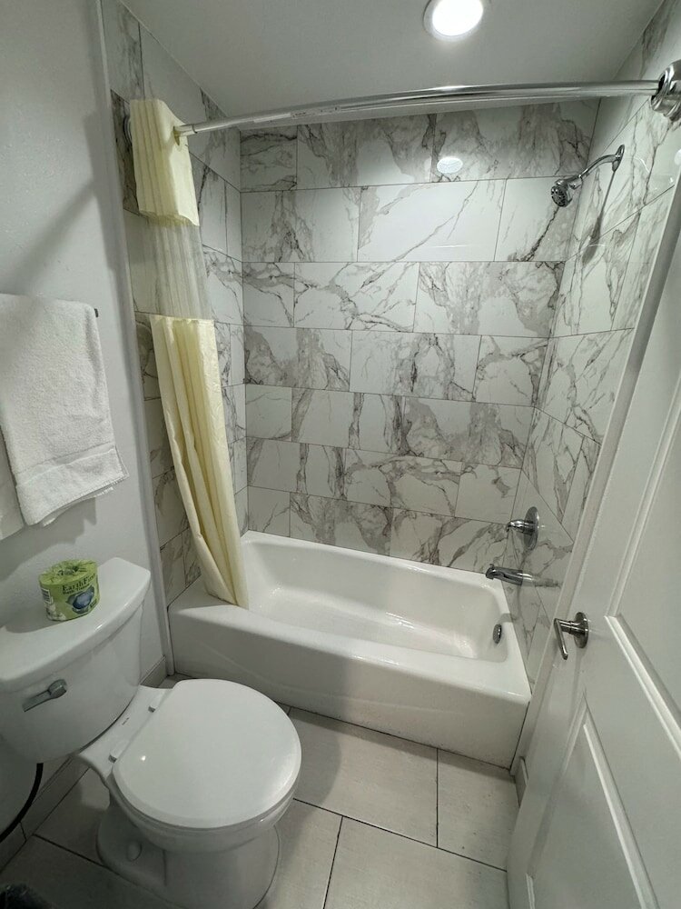 Фото Lincoln Motel