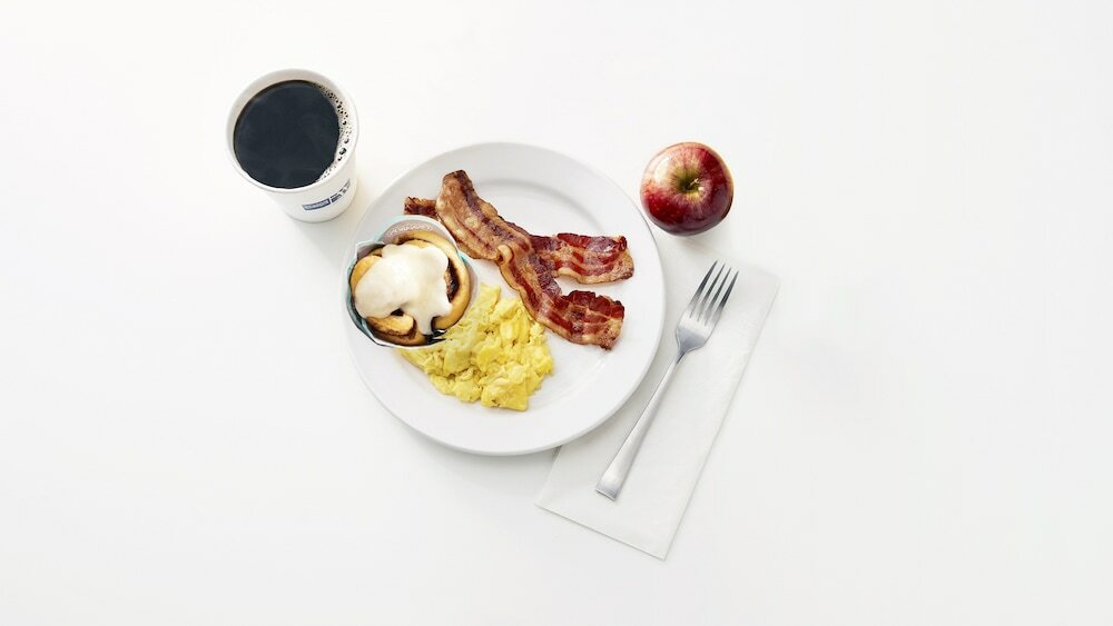 Фото Holiday Inn Express & Suites Baltimore West - Catonsville, an Ihg Hotel