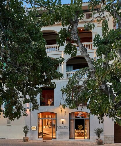 Внешний вид отеля Calatrava в Пальма-де-Мальорке, фото 1