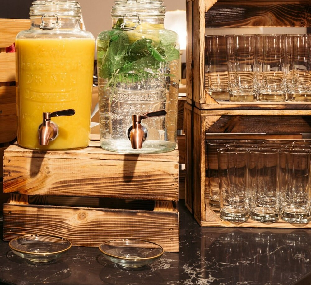 Фото Hotel Schani Salon