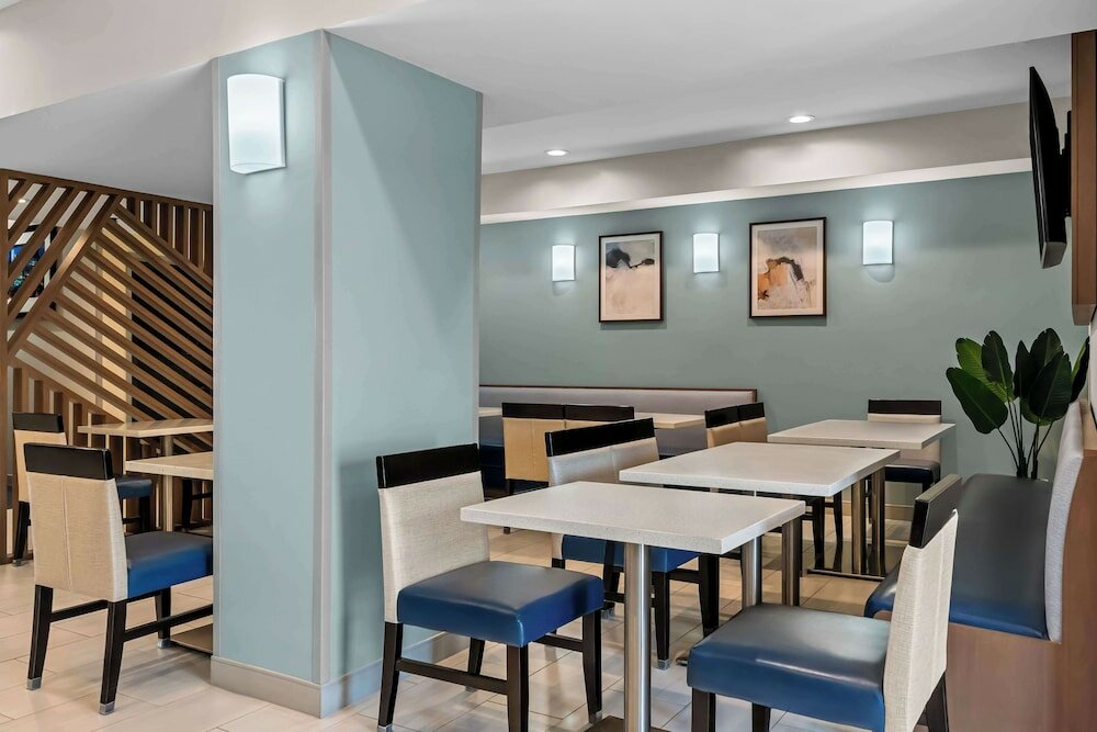 Фото Best Western Executive Inn