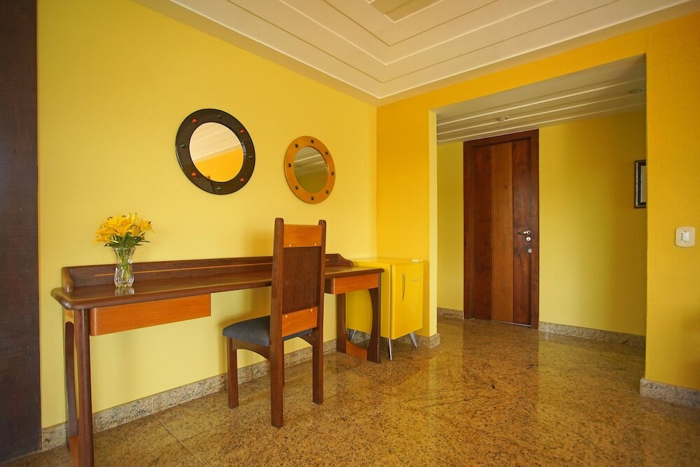 Фото Cliffside Luxury Inn