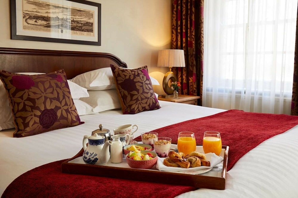 Фото Macdonald New Blossoms Hotel, Chester