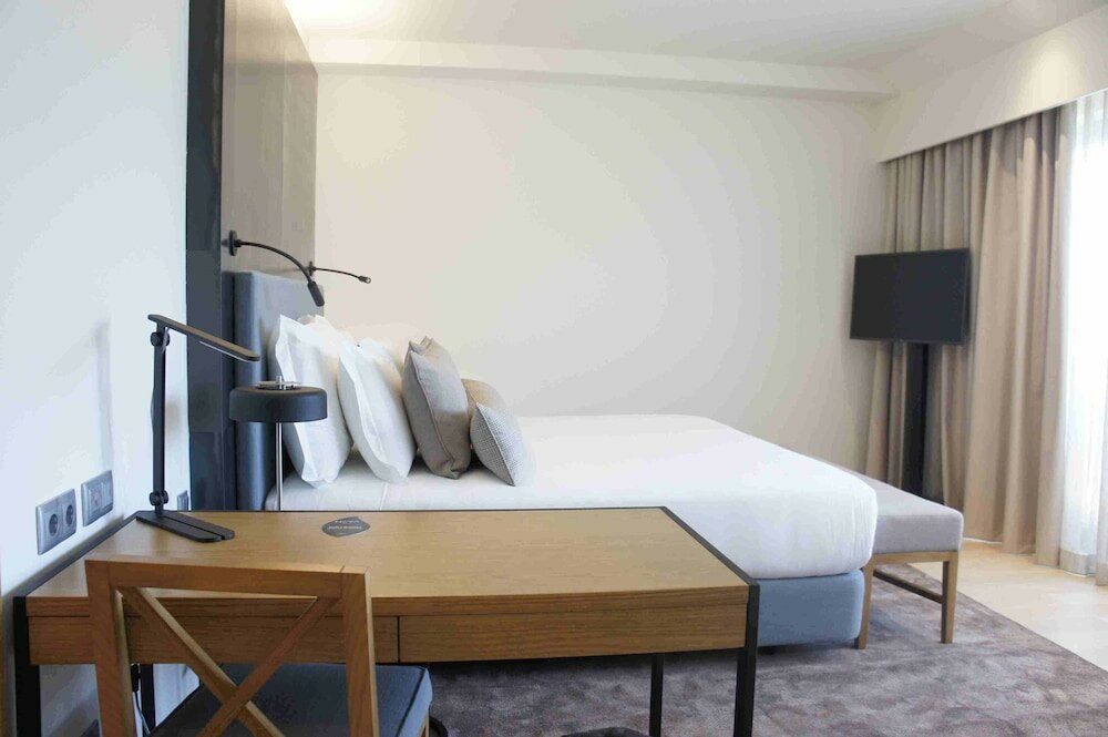 Фото Neya Porto Hotel