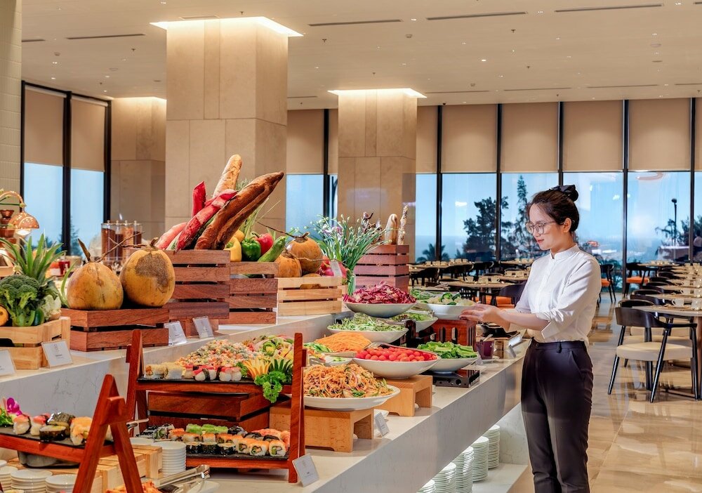 Фото Awaken Danang Hotel