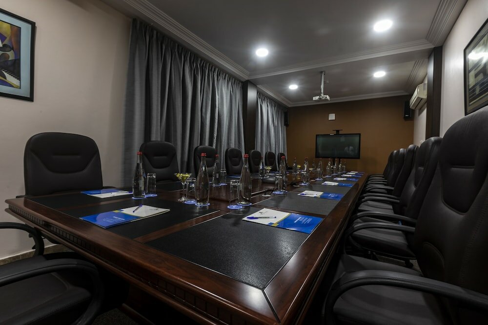 Фото Airport View Hotel