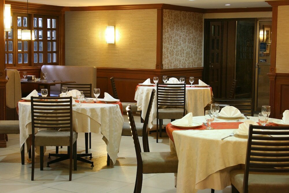 Фото Rothman Hotel