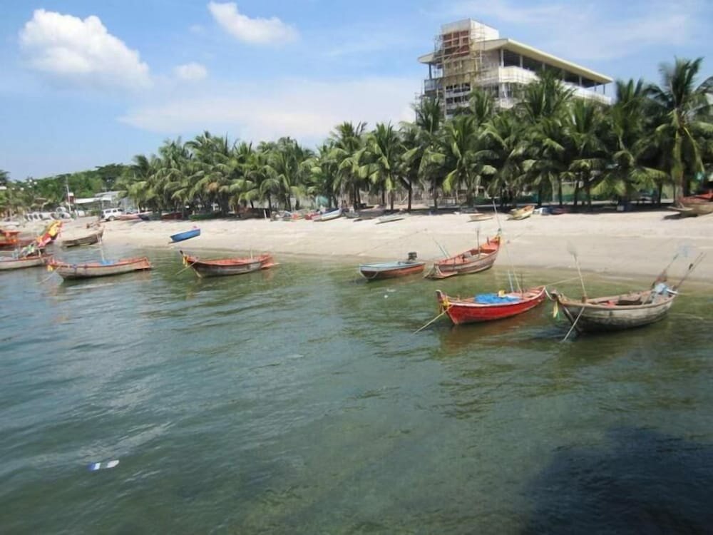 Hotel Nanachart Bangsaen, Earth, photo