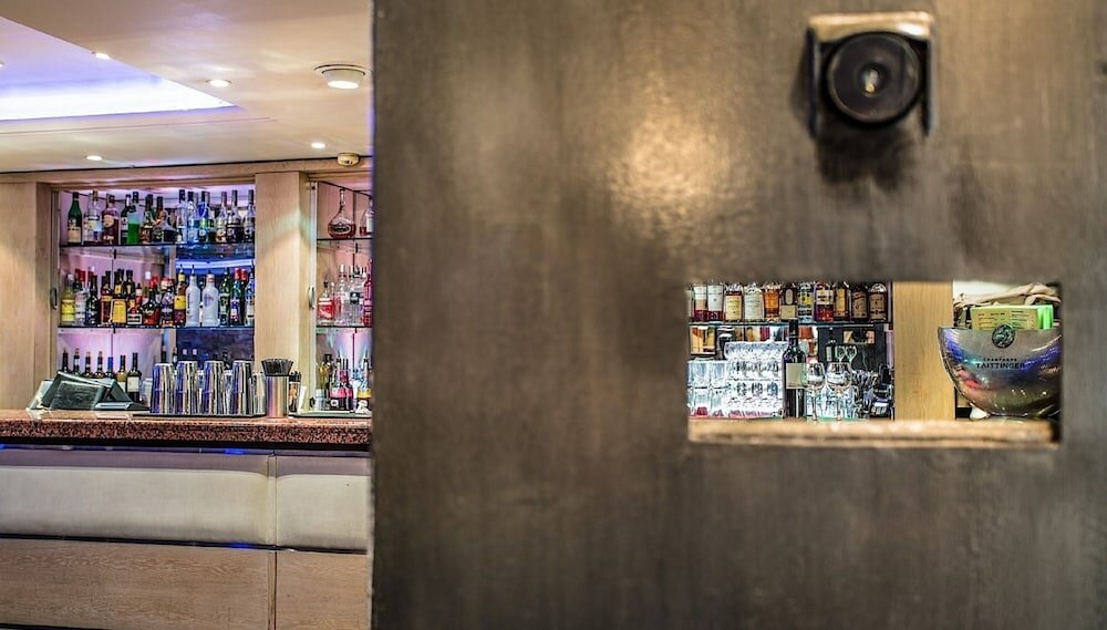 Фото Courthouse Hotel